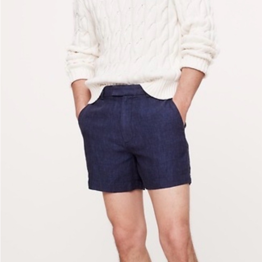 NWT Mens Banana Republic 5 inch Navy Blue Shorts 100% linen 35 inch waist